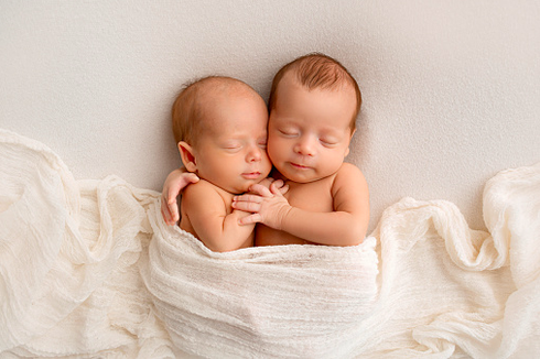5 Cara Tingkatkan Peluang Hamil Bayi Kembar, Patut Dicoba