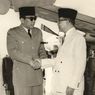Di Balik Penampilan Necis Soekarno: Paling Suka Baju Warna Cokelat, Abu-abu dan Putih