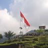 Menyongsong HUT Ke-77 RI, Bendera Merah Putih Berukuran Besar Dikibarkan di Bukit Klangon Sleman
