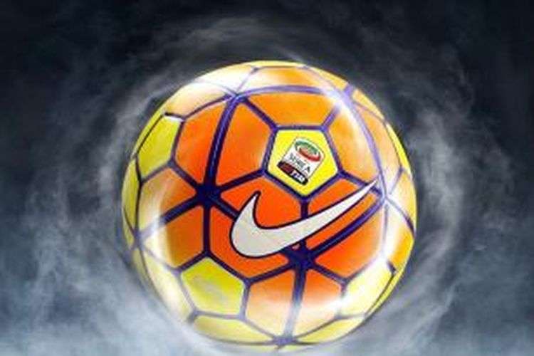 Bola Nike Ordem 3 Serie A 2015-2016 edisi musim dingin.
