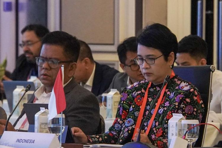 Sekretaris Jenderal Kementerian Komunikasi dan Informatika Mira Tayyiba dalam 4th Association of Southeast Asian Nations (ASEAN) Digital Ministers Meeting 2024: Building Inclusive and Trusted Digital Communities? di Shangri-La Hotel, Singapura, Kamis (1/2/2024).
