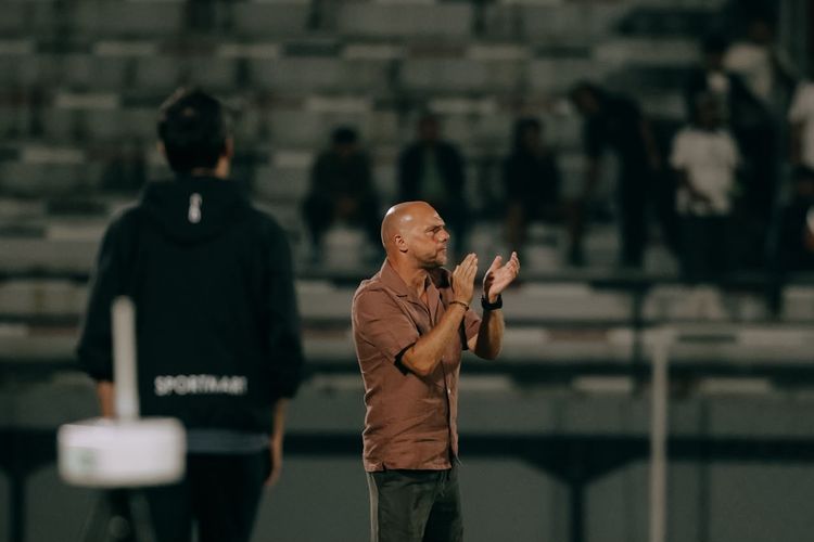 Bali United Kalah dari Sabah FC, Johnny Jansen Tetap Fokus pada Persiapan Liga