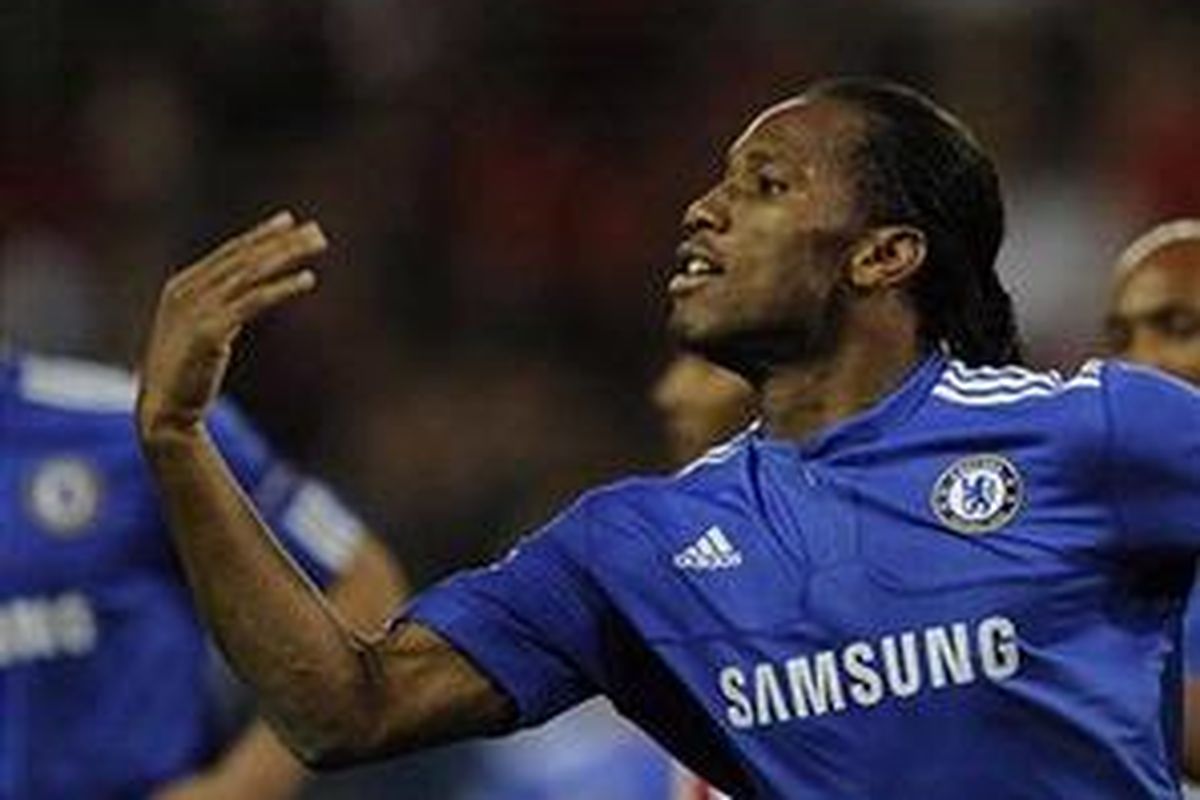Striker Chelsea, Didier Drogba mencetak dua gol ke gawang Atletico Madrid. Namun, Sergio Aguero membalas dua gol pula dan kedudukan imbang 2-2.