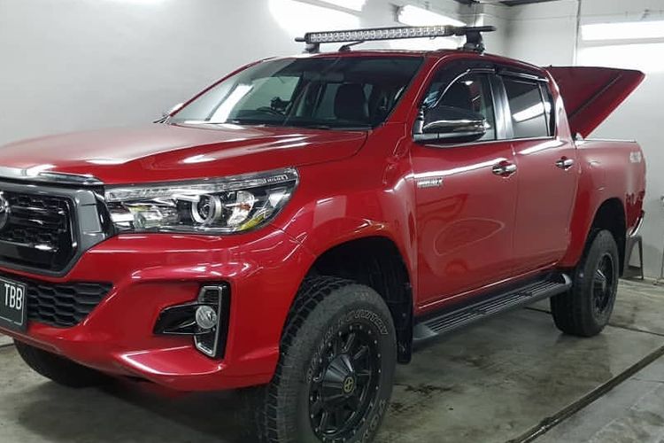 Ubah Toyota Hilux Menjadi Versi Thailand Simpel Dan Garang