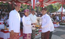 Baler Bale Agung Jadi Kelurahan Terbaik Bali 2025, Bupati Jembrana: Bukti Program Unggulan Terimplementasi