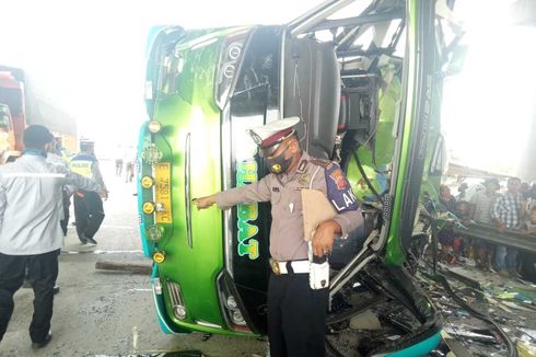 Detik-detik Tabrakan Beruntun di Tol Cipali yang Mengakibatkan 1 Orang Tewas