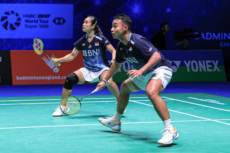 Rehan Naufal Kusharjanto/Lisa Ayu Kusumawati kalah dari Zhang Si Wei/Huang Ya Qiong dalam semifinal All England 2023 di Utilita Arena Birmingham, Inggris, Sabtu (18/3/2023). Terkini, Rehan/Lisa tampil pada perempat final Malaysia Masters 2023.