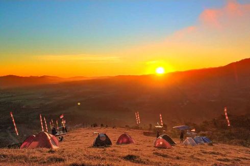 Camping di Bukit Golo Nawang, Manggarai NTT, Lihat Indahnya Sunrise