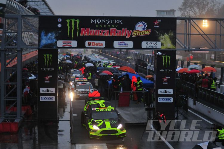 Valentino Rossi bersama navigator Carlo Cassina pernah menjadi pemenang Monza Rally Show pada musim 2006, 2007, 2012, 2015, 2016, 2017, dan 2018.