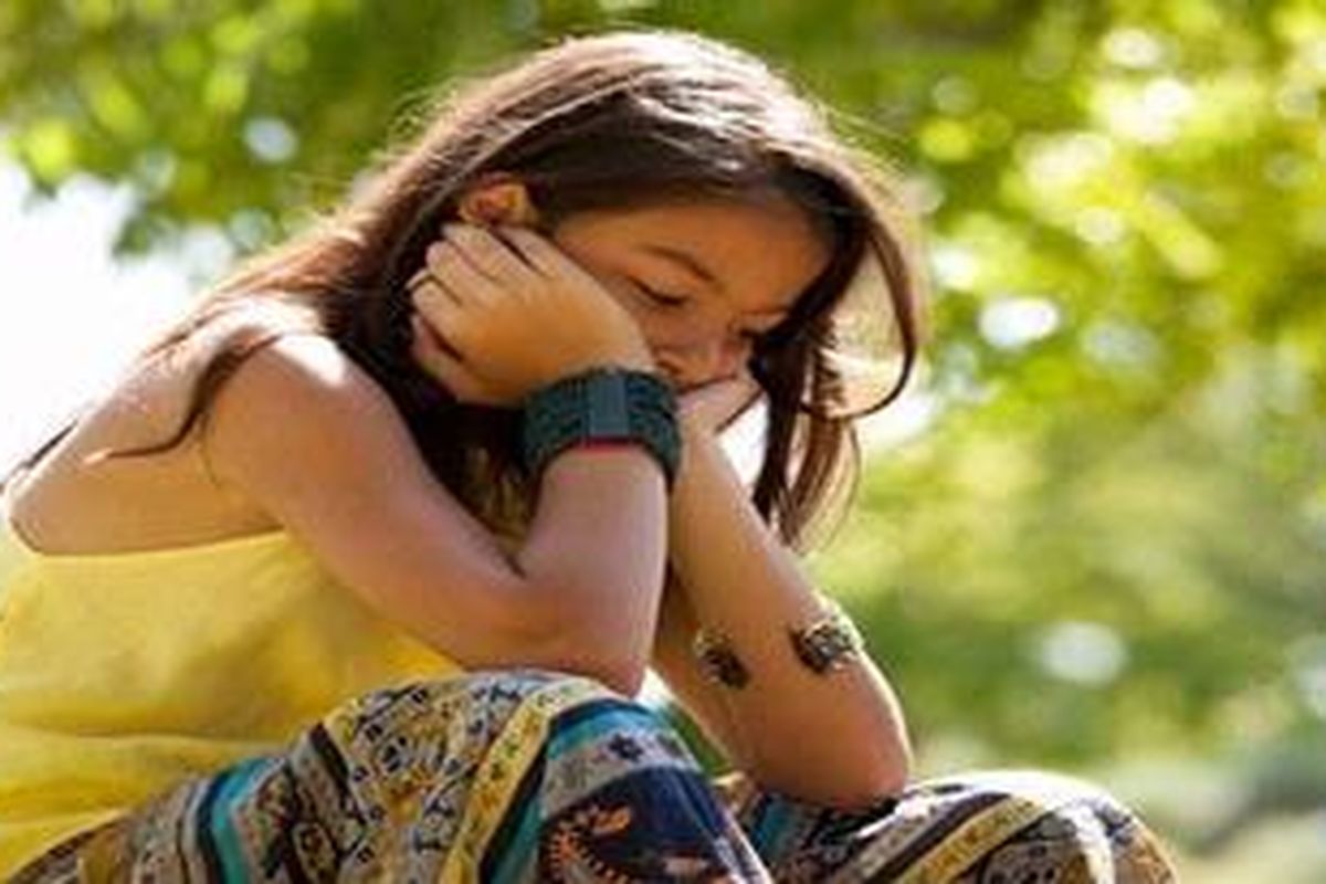 Anak perempuan punya banyak hambatan, karena cenderung tak bisa menyuarakan haknya dan tak tahu bagaimana mendapat akses perlindungan dari berbagai masalah yang dihadapinya.