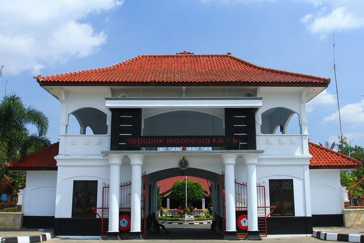 main gate of official residence of Brebes Regency