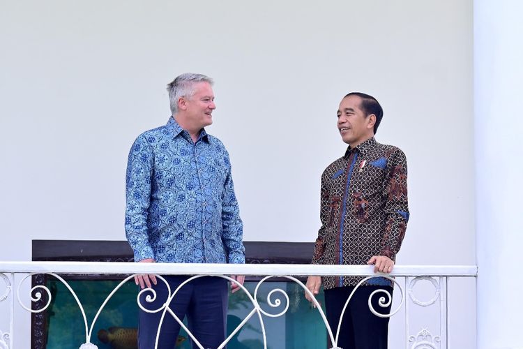 Presiden Joko Widodo saat bertemu dengan Sekretaris Jenderal OECD Mathias Cormann di Istana Kepresidenan Bogor, Jawa Barat pada Selasa (28/5/2024).