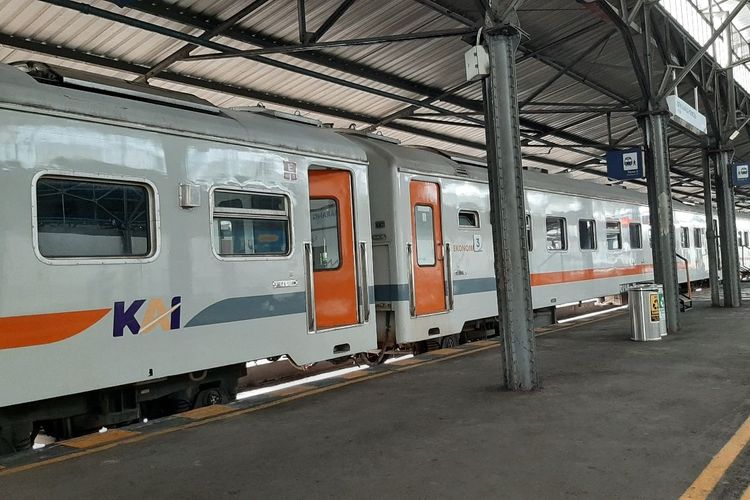 Stasiun kereta api Tawang Semarang