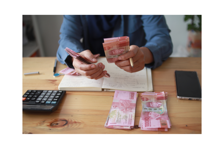 ilustrasi pinjaman uang. KUR BNI 2025. Tabel KUR BNI 2025. 