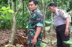 Hujan Lebat, Bukit di Dusun Pengkol Merekah dan Ancam 3 Rumah Warga