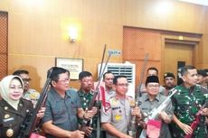 Petugas Bongkar Paksa Markas Komplotan SMB di Jambi