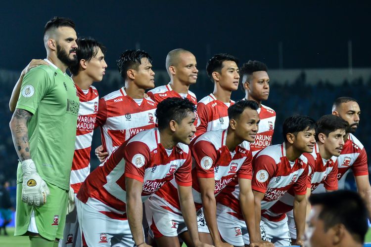 Starting Madura United dalam final Championship Series Liga 1 2023-2024 leg pertama melawan Persib Bandung di Stadion Si Jalak Harupat, Soreang, Kabupaten Bandung, Minggu (26/5/2024).
