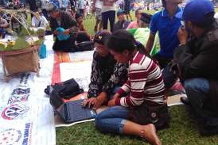 Sejumlah warga Kota Magelang, Jawa Tengah, menggalang tanda tangan pada petisi di situs cange.org menolak relokasi pasar Minggu Pahingan.
