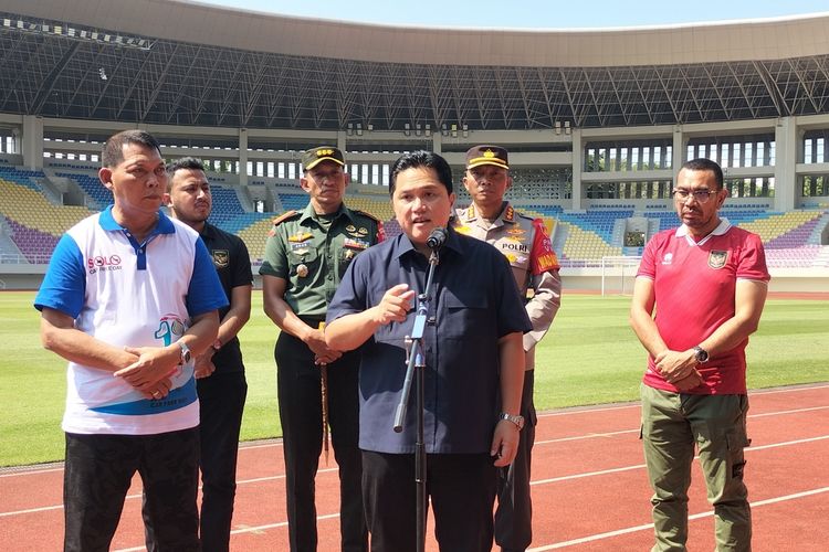 Ketua PSSI Erick Thohir saat di Stadion Manahan, pada Minggu (4/6/2023).