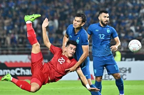 HT Thailand Vs Vietnam: Gol Roket Theerathon Antar Gajah Perang Unggul 1-0