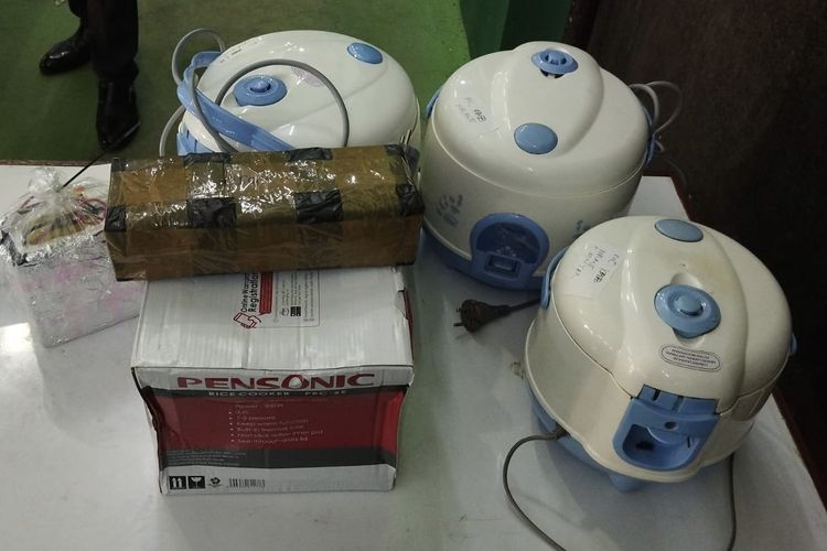 Embarkasi Surabaya Temukan 3 "Rice Cooker", Jemaah Haji Beralasan Mau Masak Sendiri