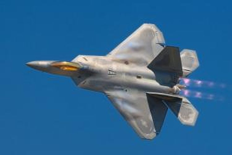 Jet tempur siluman F-22 Raptor