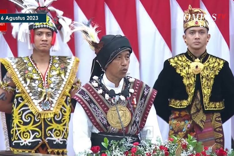 Presiden Joko Widodo menyampaikan pidato kenegaraan dalam Sidang Tahunan MPR dan Sidang Bersama DPR-DPR tahun 2023, Rabu (16/8/2023).