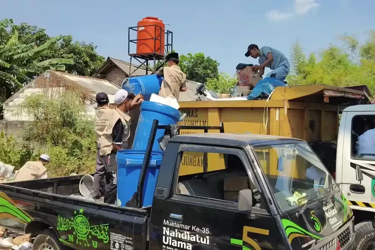 Sampah Muktamar Ke-35 NU Mencapai 8 Ton per Hari, 500 Santri dan DLH Jombang Diterjunkan