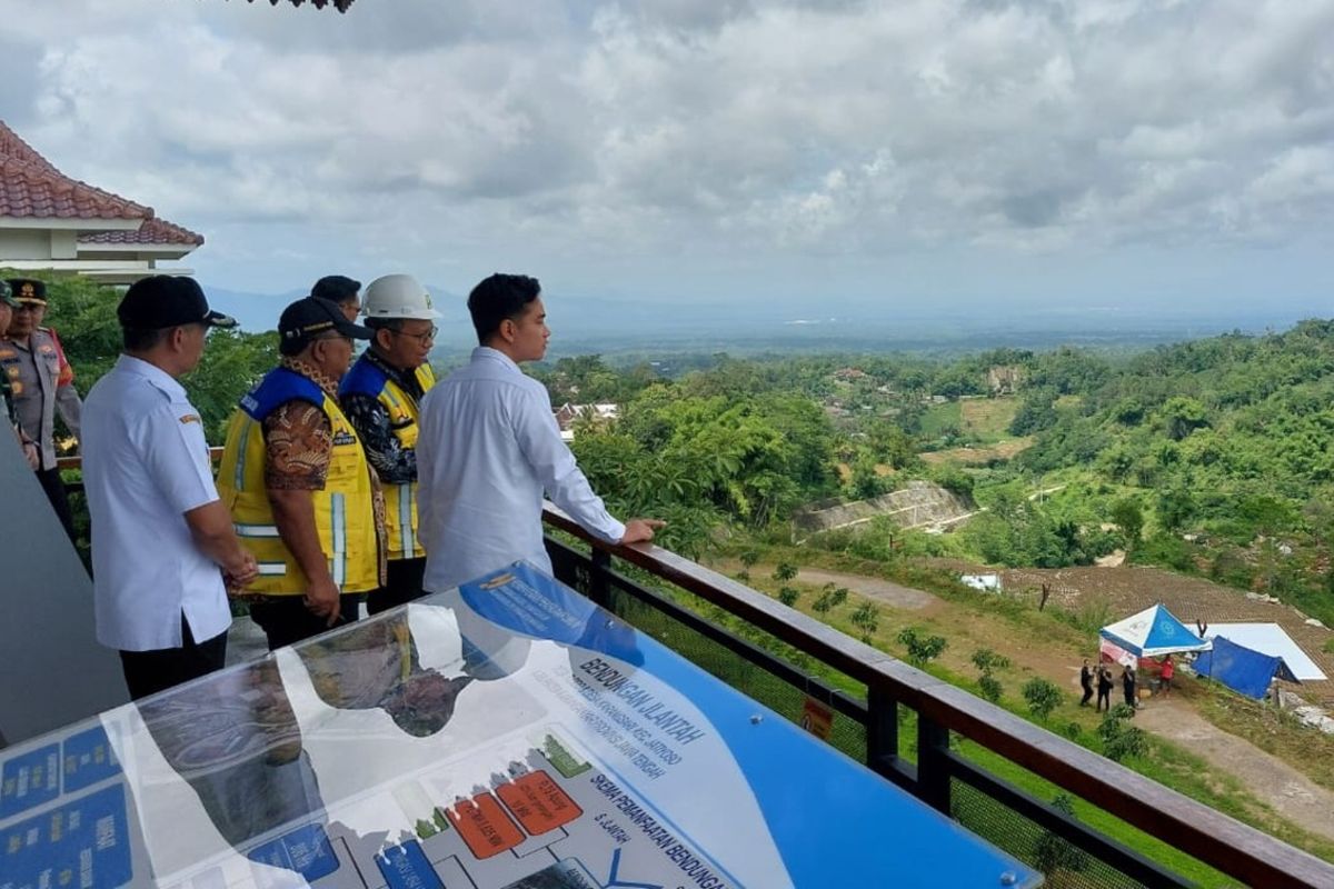 Wapres Gibran Tinjau Proyek Bendungan Jlantah di Karanganyar