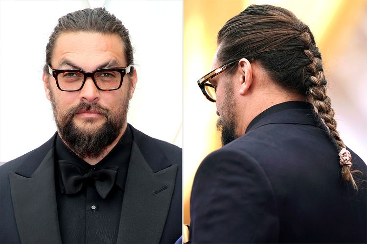 Jason Momoa tampil dalam pergelaran Oscar 2022.