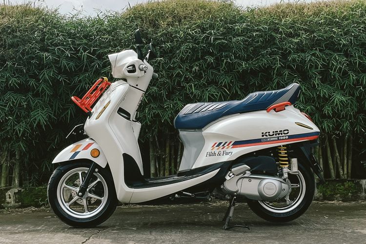 Grand Filano dikenal punya bagasi yang ekstra luas di kelasnya, muat untuk helm, tas,  hingga belanjaan harian, sehingga sangat relevan dengan pencinta otomotif urban. 