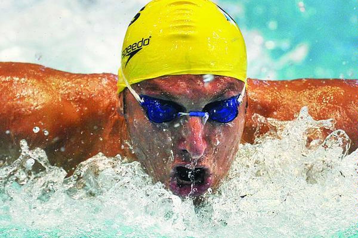 Perenang Australia, Ian Thorpe, berlomba pada Kejuaraan Dunia Renang Kolam Pendek di Jepang, November 2011. Australia kemungkinan akan menurunkan Thorpe pada Olimpiade London 2012.