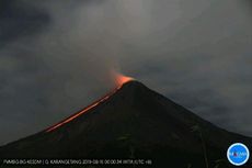 Cahaya Api dan Guguran Lava Terlihat dari Gunung Karangetang, Warga Diminta Waspada
