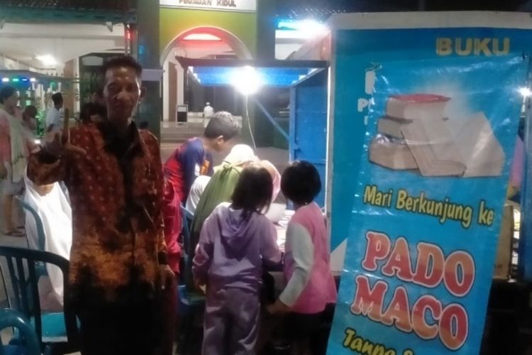 Cerita Warkina, Guru Honorer Cirebon Bangun Gerakan Literasi: Berawal dari 150 Buku Bekas, Jual Emas, hingga Raih Penghargaan Nasional