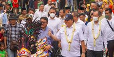 Kunjungi Magelang dan Purworejo, Menko Airlangga Dengarkan Keluhan Masyarakat