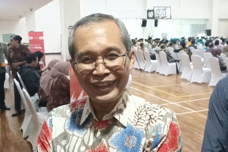 Wakil Ketua Komisi Pemberantasan Korupsi (KPK) Alexander Marwata menyebut tindakan Ketua Umum PDI-P Megawati Soekarnoputri merapikan dasi Ketua KPK Firli Bahuri merupakan hal yang wajar, Rabu (16/8/2023).