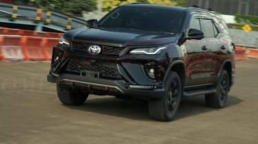 Solar B50 Segera Berlaku, Apakah Mobil Diesel Toyota Sudah Siap?