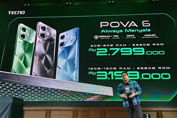 PR Manager Tecno Indonesia, Anthoni Roderick mengumumkan harga Tecno Pova 6 dalam acara peluncuran Tecno Pova 6 yang digelar di wilayah Kemang, Jakarta Selatan, Kamis (13/6/2024).
