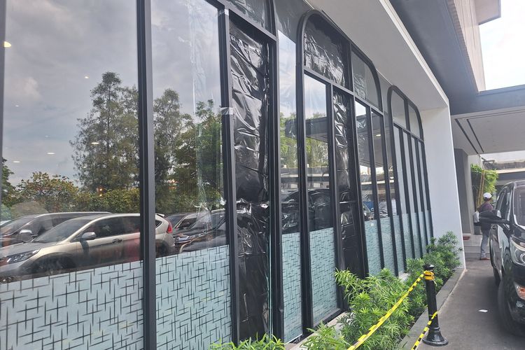 Kronologi Fortuner Tabrak Restoran di Sunter, Tiba-tiba Melaju Mundur Tanpa Kendali