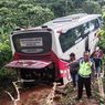 Bus AKAP Masuk Jurang Sedalam 50 Meter di Lampung