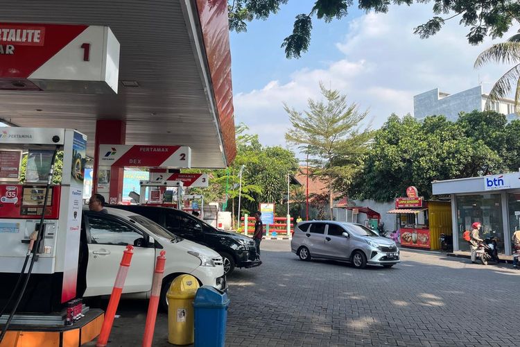 Viral Suara Mirip Prabowo dan Jokowi Umumkan “Pertalite Habis” di SPBU Malang
