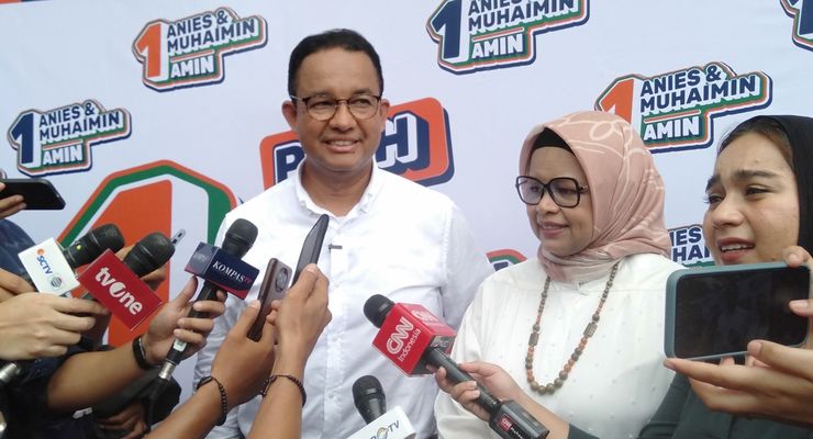 Anies Janji Bangun Stadion Standar Internasional di Aceh