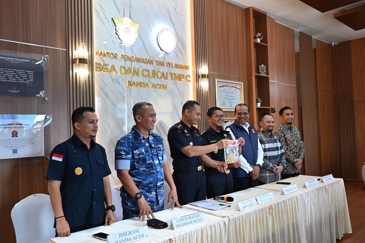 Bea Cukai Aceh Gagalkan Penyelundupan 2,9 Kg Emas Senilai Rp 7,25 M ke Malaysia