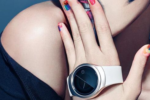 Samsung Pamer Smartwatch Bundar di Instagram
