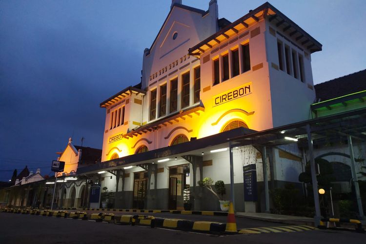 Stasiun Kereta Api Cirebon atau Stasiun KA Cirebon.