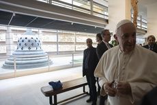 Terekam Pukul Tangan Seorang Wanita, Paus Fransiskus Meminta Maaf