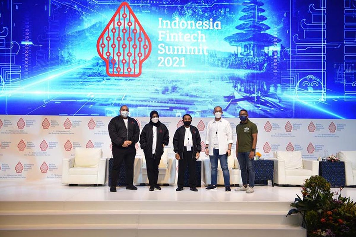 Indonesia Fintech Summit 2021 Sinergi Pemerintah, Asosiasi, dan