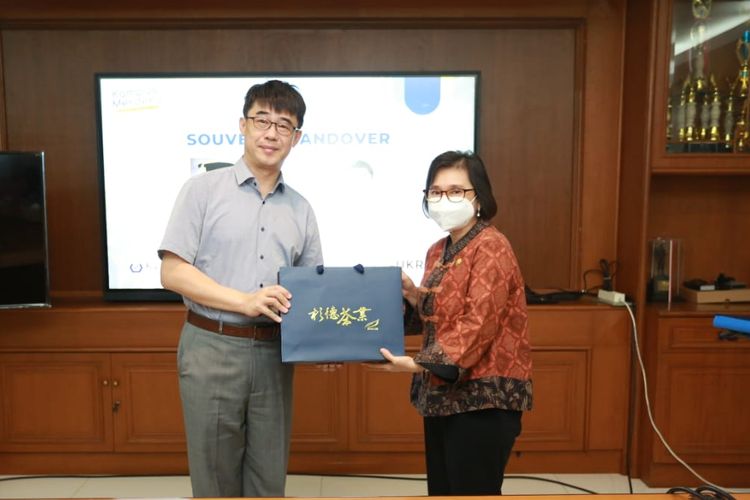 Ukrida menjalin kerja sama dengan NFU Taiwan melalui kunjungan Prof. Chung Yan Lin Director of International Administration Affairs NFU (kiri) ke Kampus I Ukrida, Jakarta Barat, pada Kamis, 20 Oktober 2022.