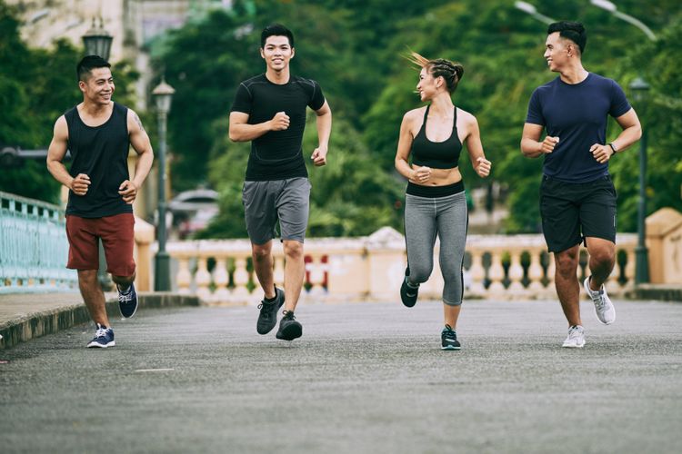 Ilustrasi lari. Olahraga lari merupakan salah satu bentuk latihan fisik untuk menjaga dan meningkatkan kebugaran jasmani.