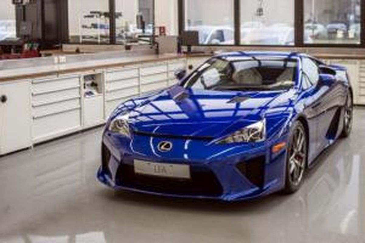 Khusus konsumen Lexus LFA di Eropa mendapat layanan bengkel khusus LeMans.